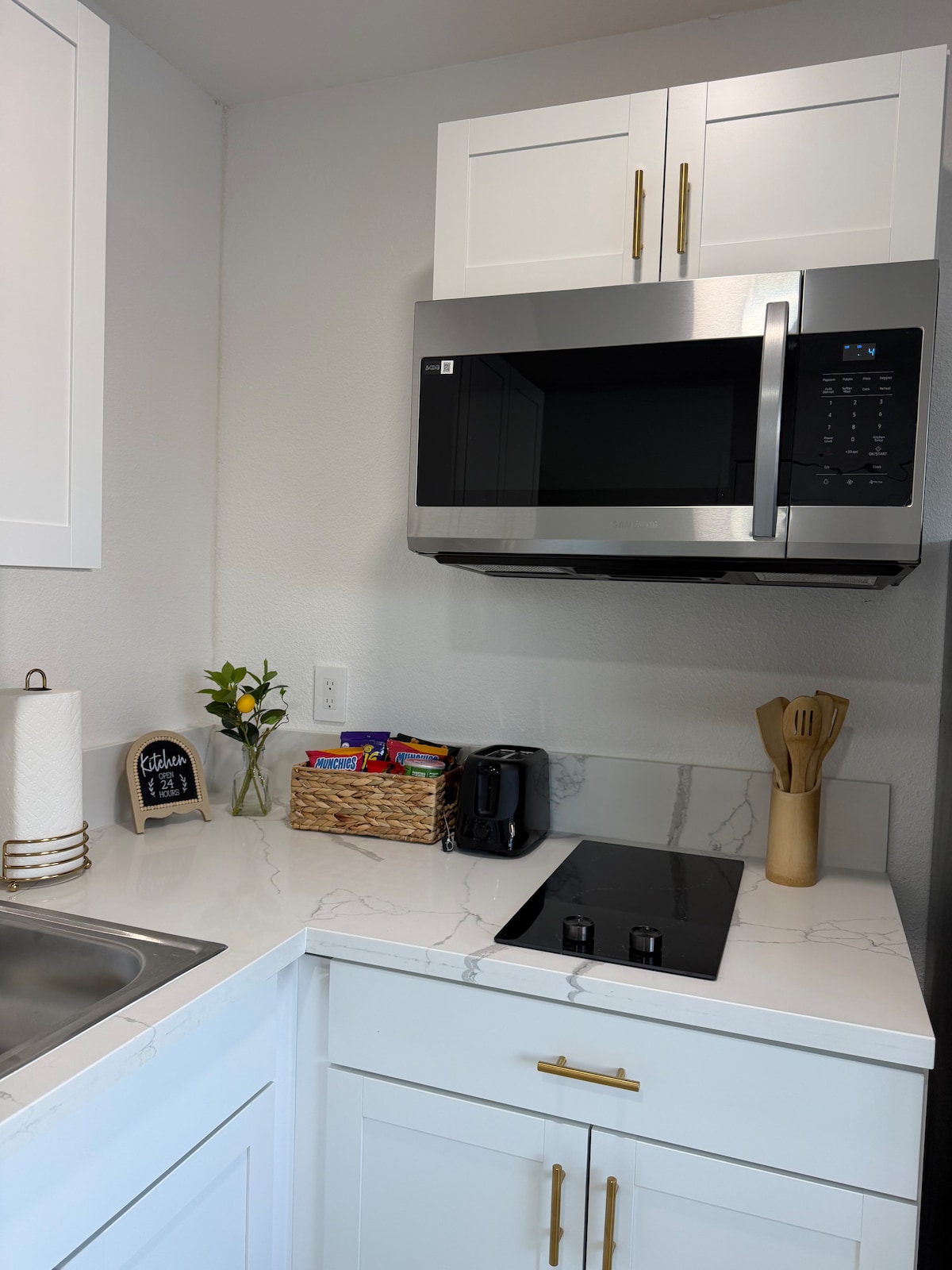 Minimalist Apartment