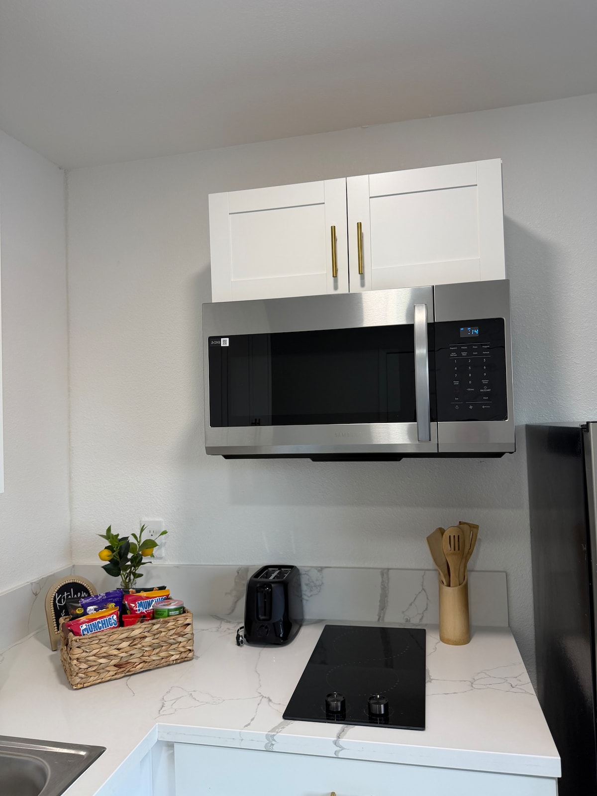 Minimalist Apartment