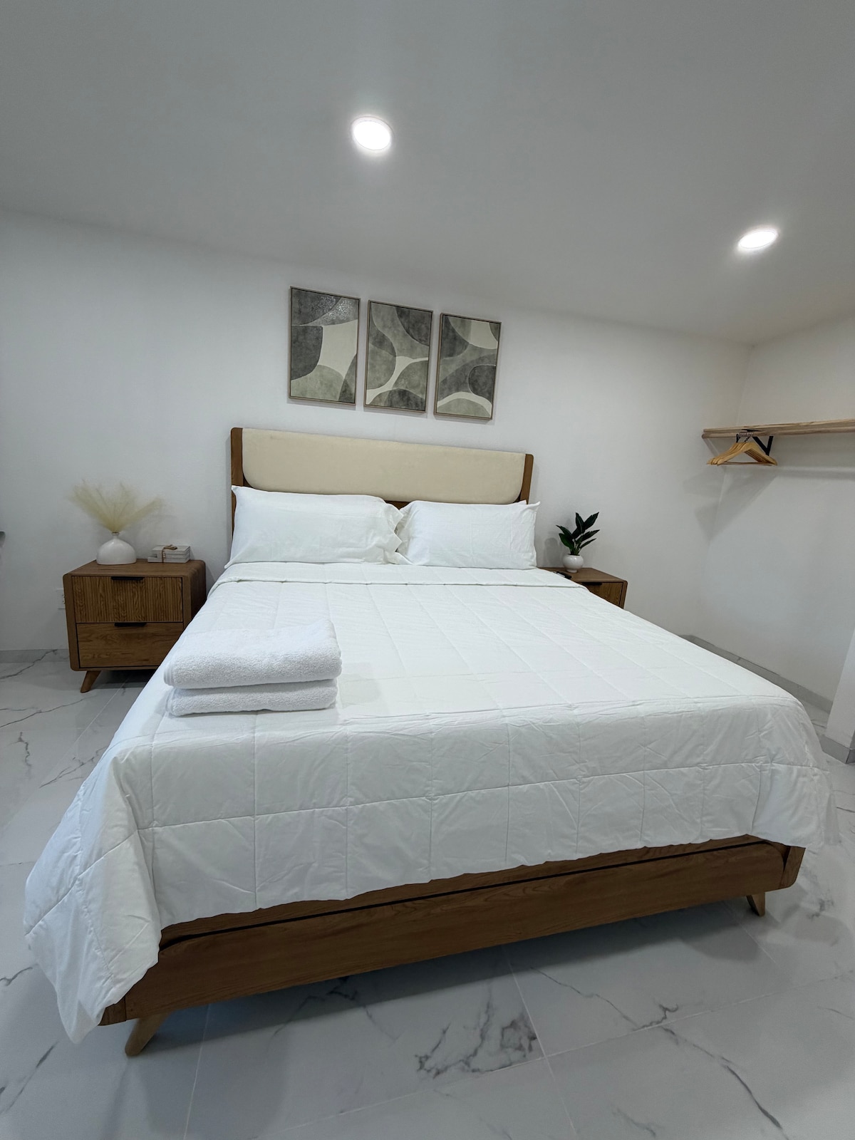 Minimalist Apartment