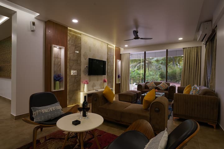 Living room image 1