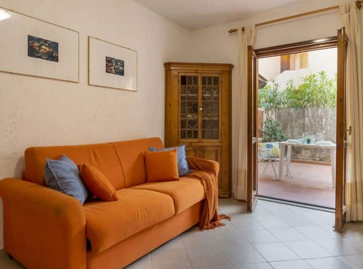 Casa Emmepì: Monolocale Con Ampio Patio Esterno - Golfo Aranci
