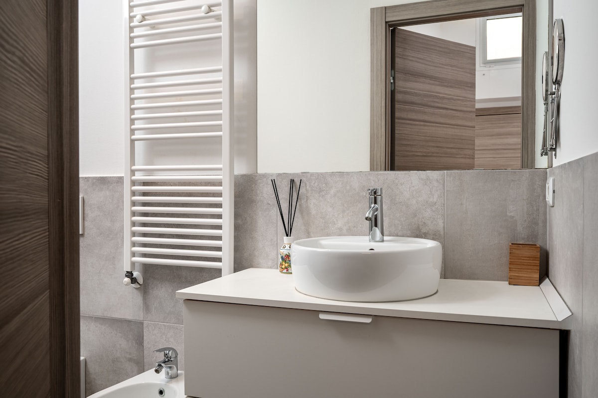[Bolonha] Urban Retreat | Banheiro privativo - Apartamentos para Alugar ...