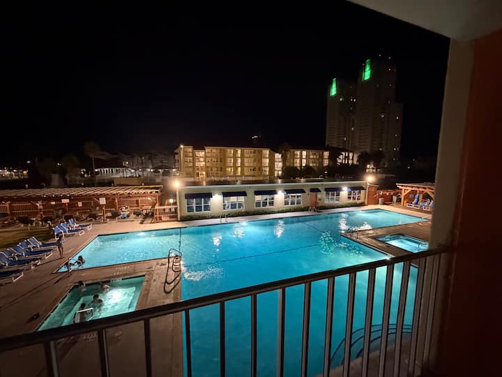 Pool View + Walk To Beach - South Padre Island, TX