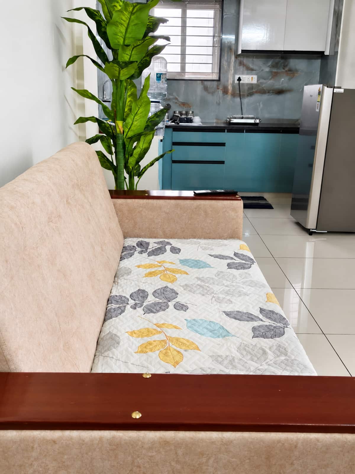 Living room image 9