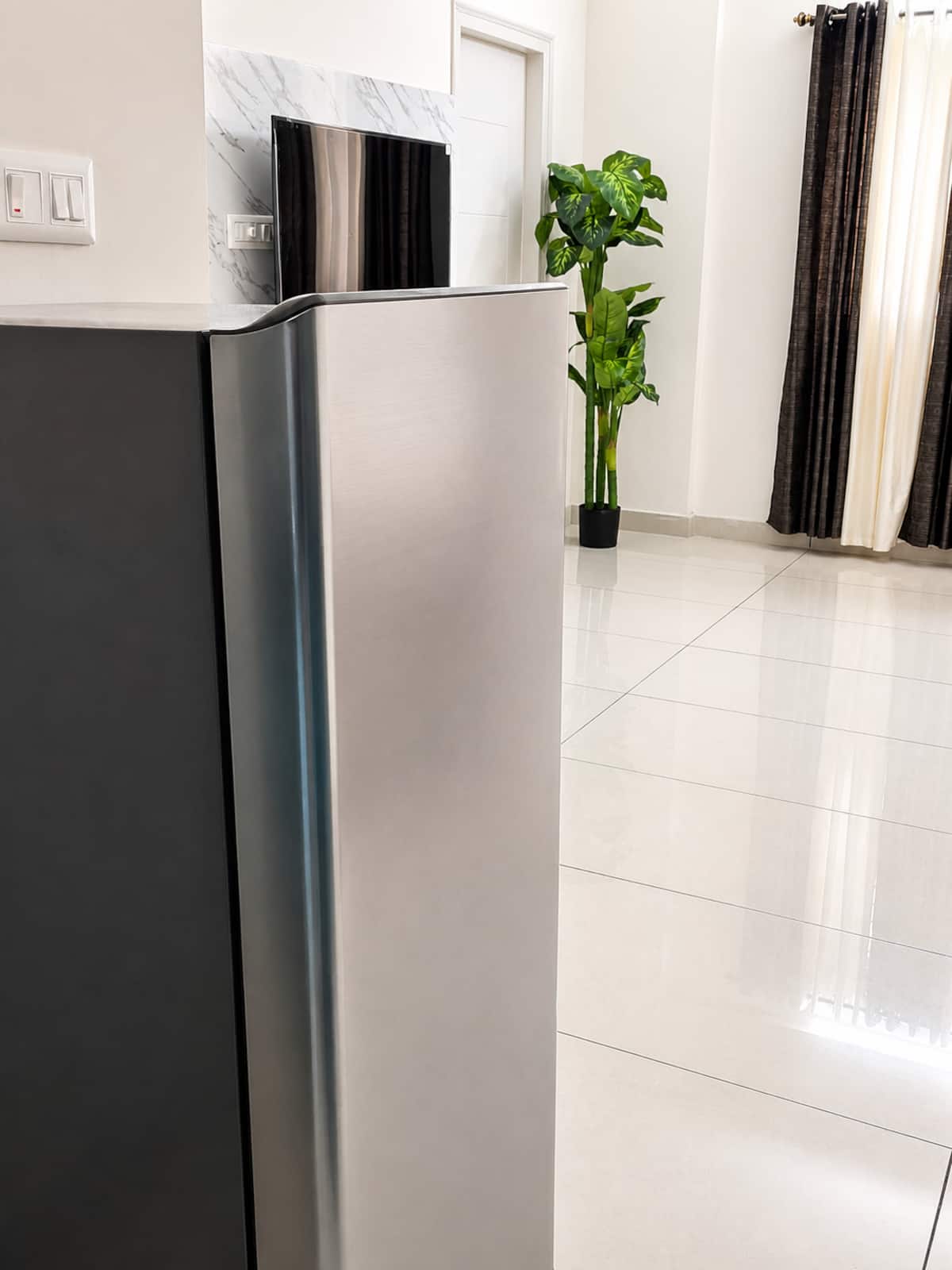 Kitchenette image 16