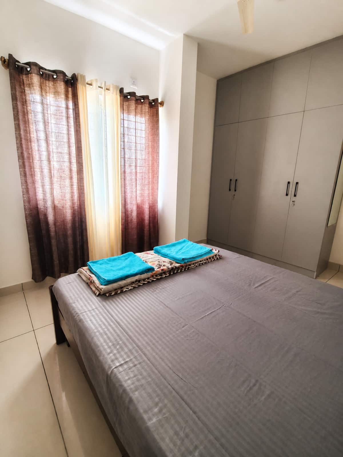 Bedroom 1 image 1