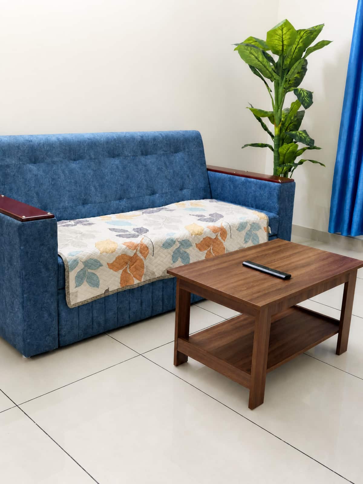 Living room image 5