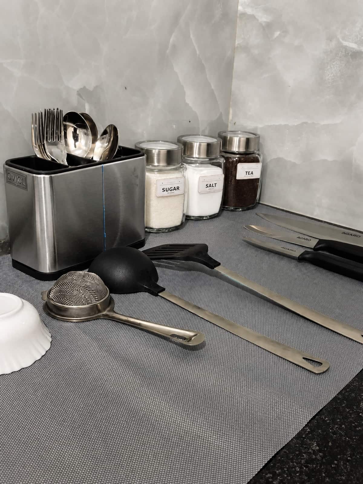 Kitchenette image 6