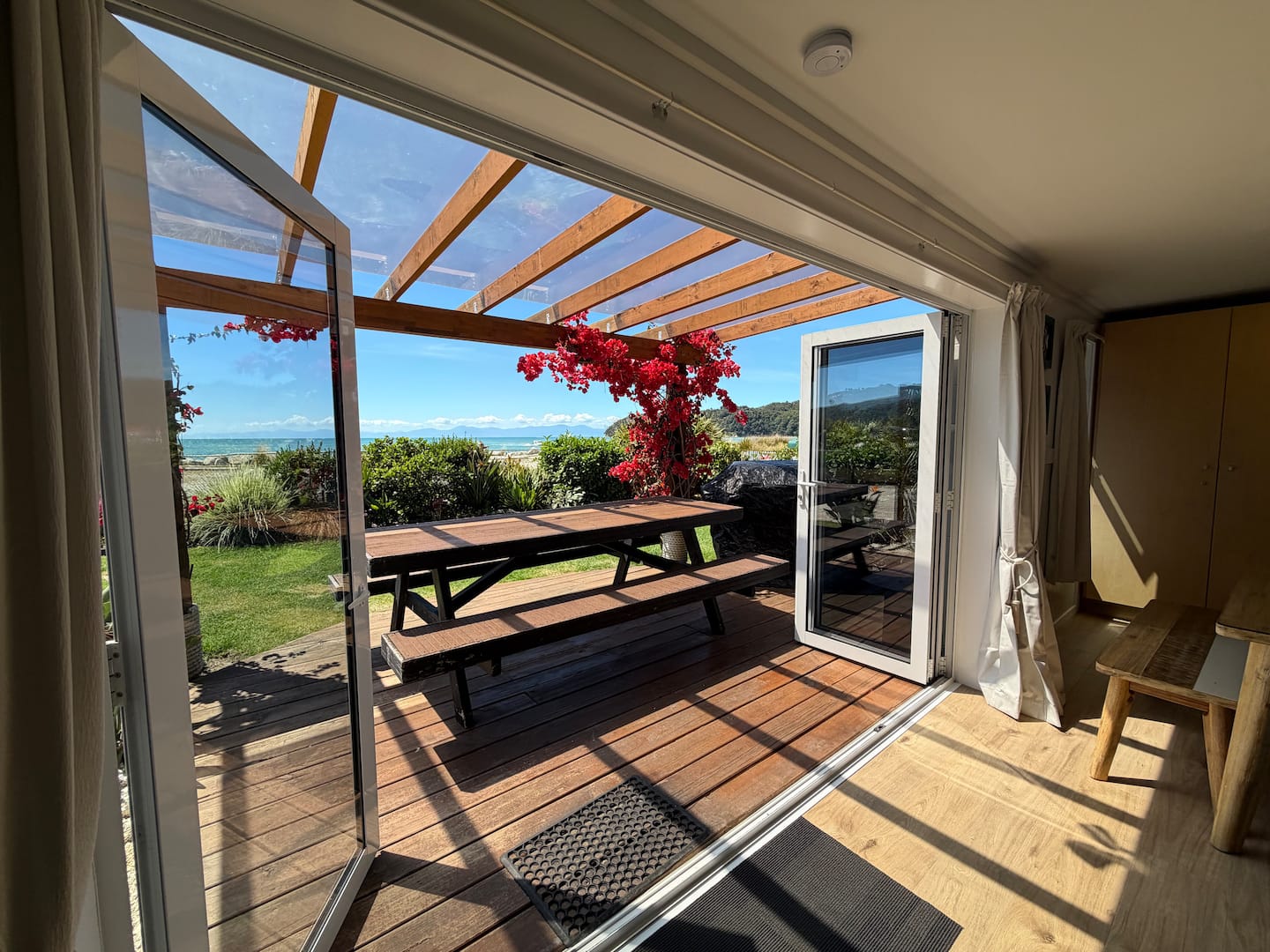 Beach Front Accommodation - Abel Tasman - Marahau 1