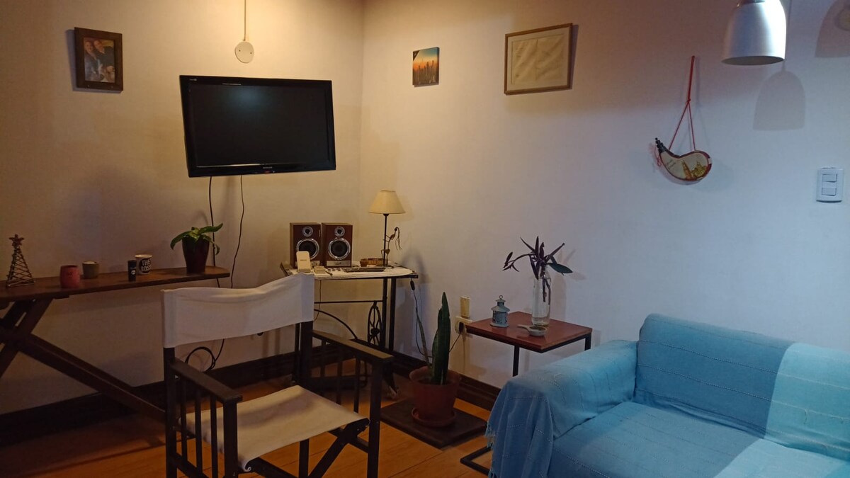 Studio con cocina equipada