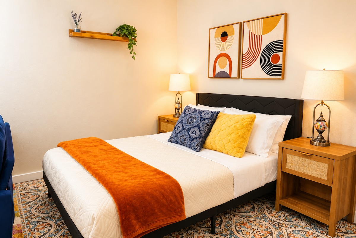 Stylish Studio| Near DT|Barton Springs| ACL