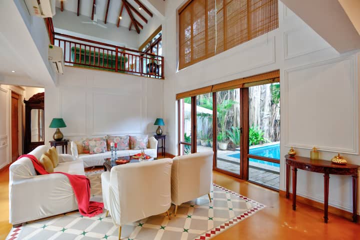 Living room image 4