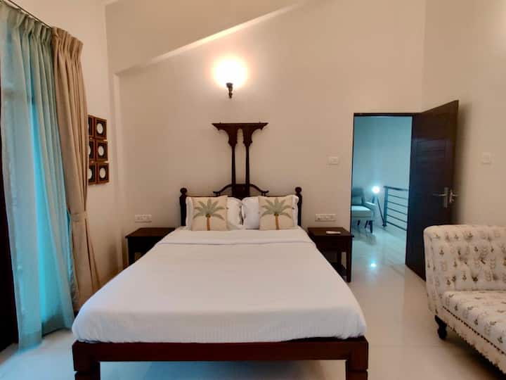 Bedroom 3 image 2