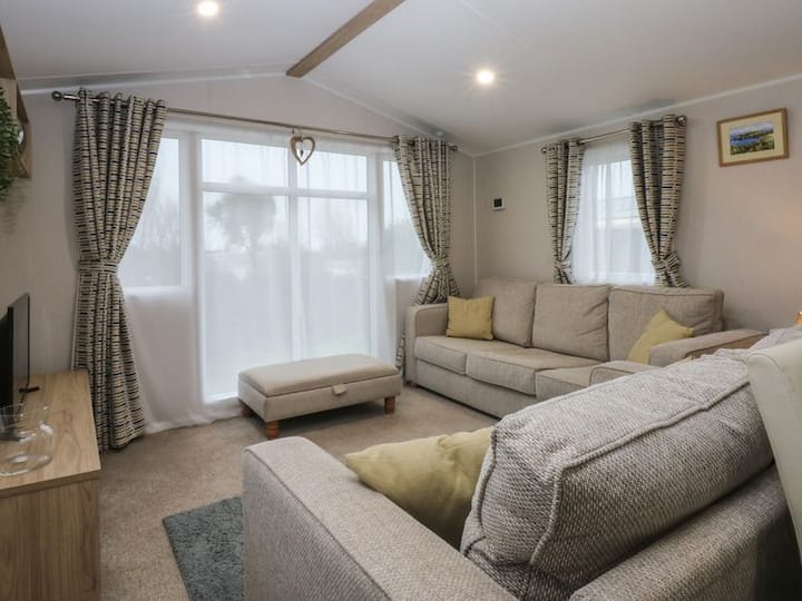 Woodland Way - Benllech