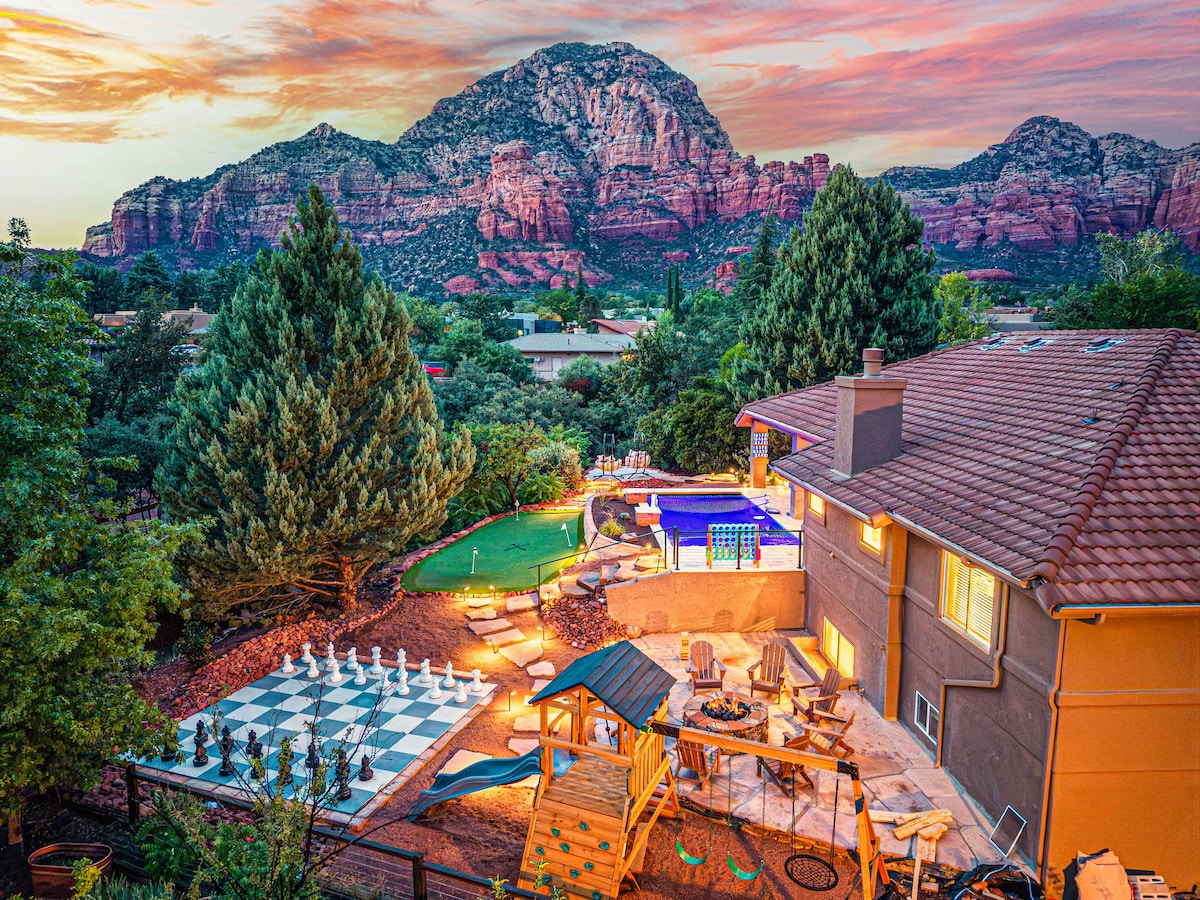 HUGE Views, Pool, Spa, Gym, Theater, Game Room