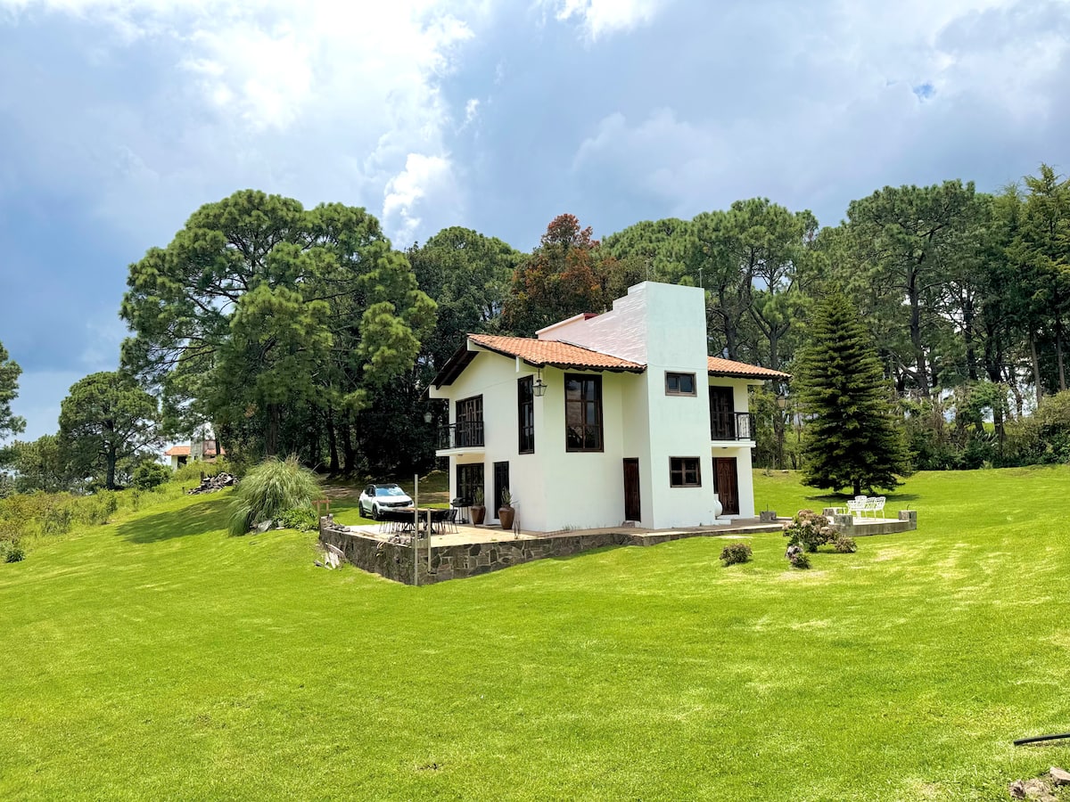 Cabaña Robles · Bosque Privado a 5 min del Centro