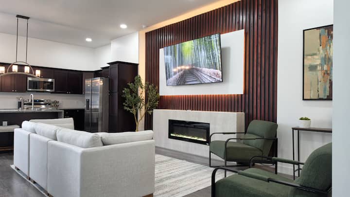 Group Stay  5 King Beds  Near Otr & Stadiums - シンシナティ, OH