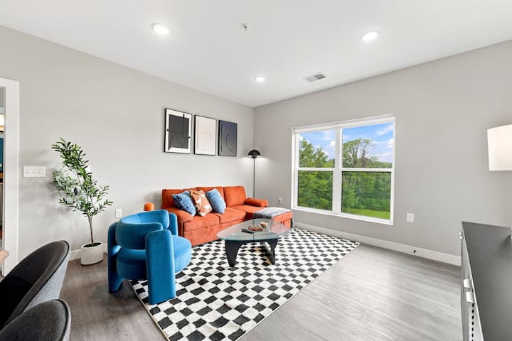 Spacious 2br Apt | Rooftop + Downtown Columbus - Ohio