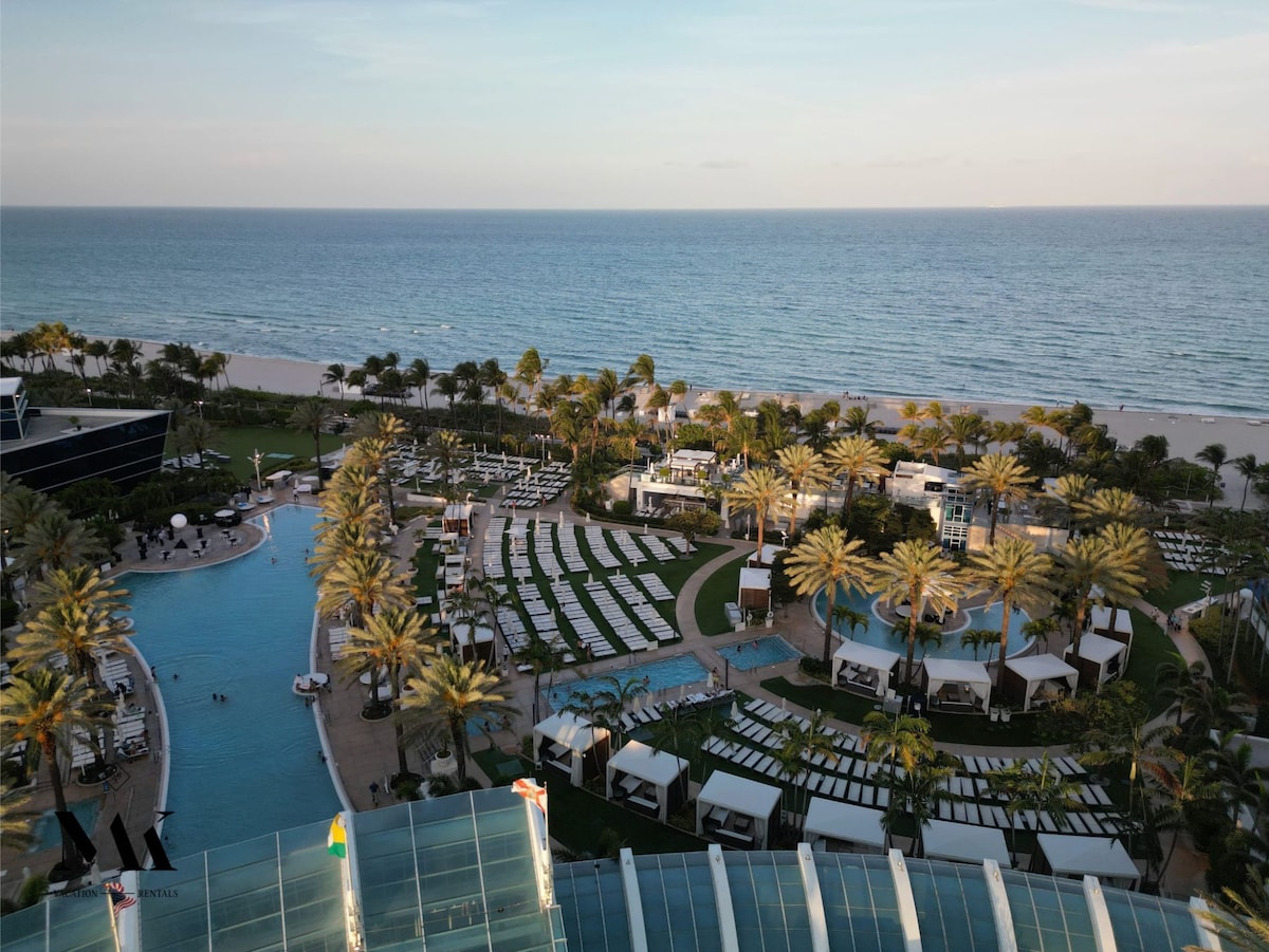 FontaineBleau Oceanfront Oasis