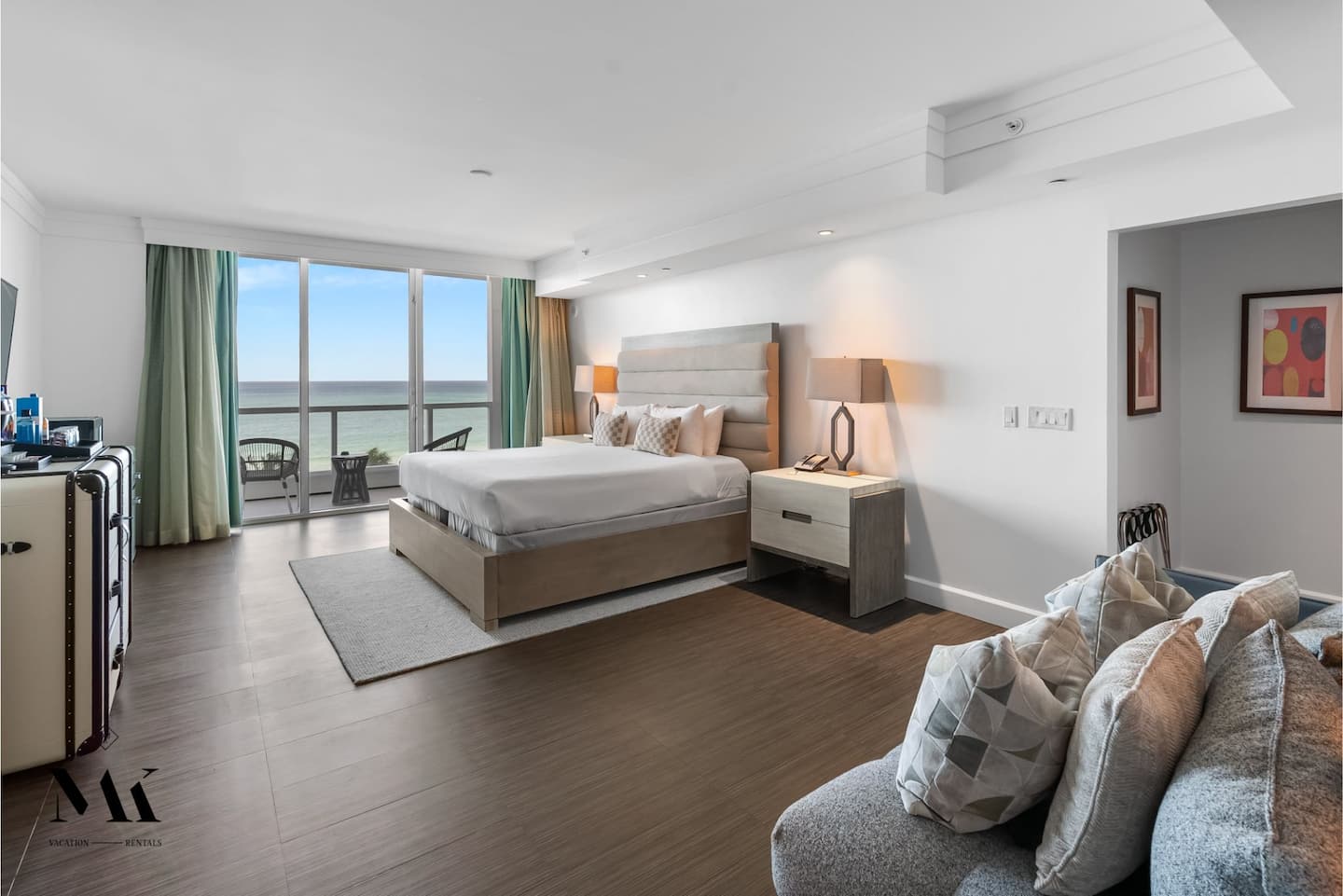 FontaineBleau Oceanfront Oasis