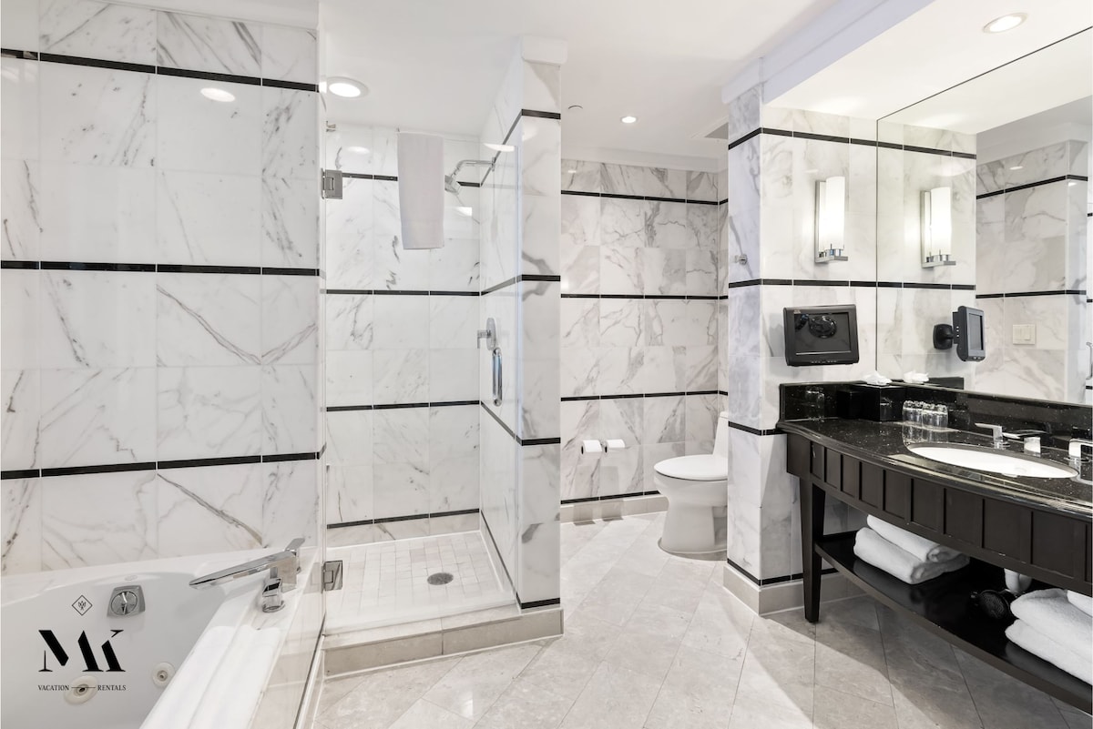 FontaineBleau Oceanfront Oasis