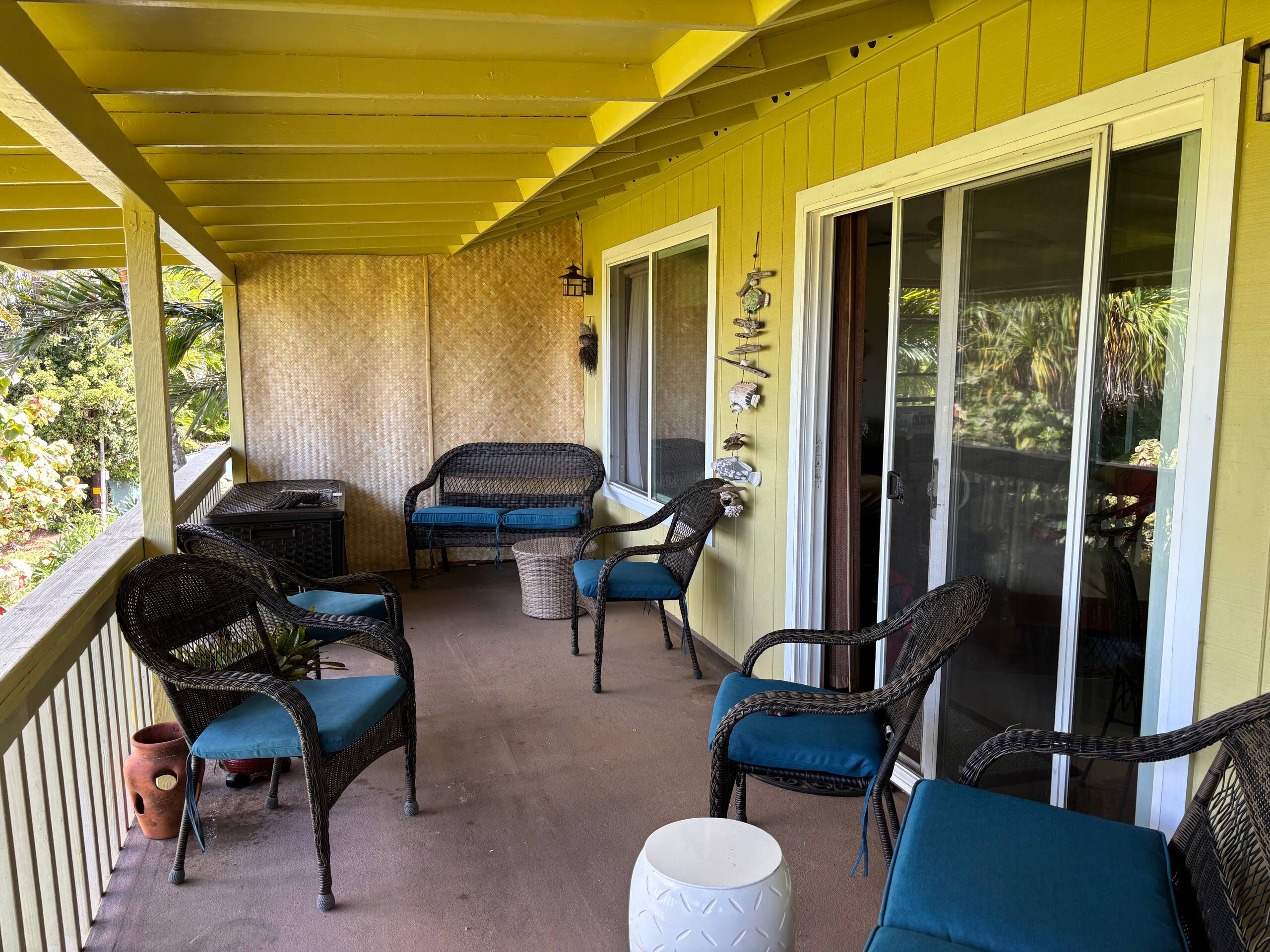 Home in Haiku-Pauwela · ★4.6 · 1 bedroom · 3 beds · 1 shared bath - Image 4