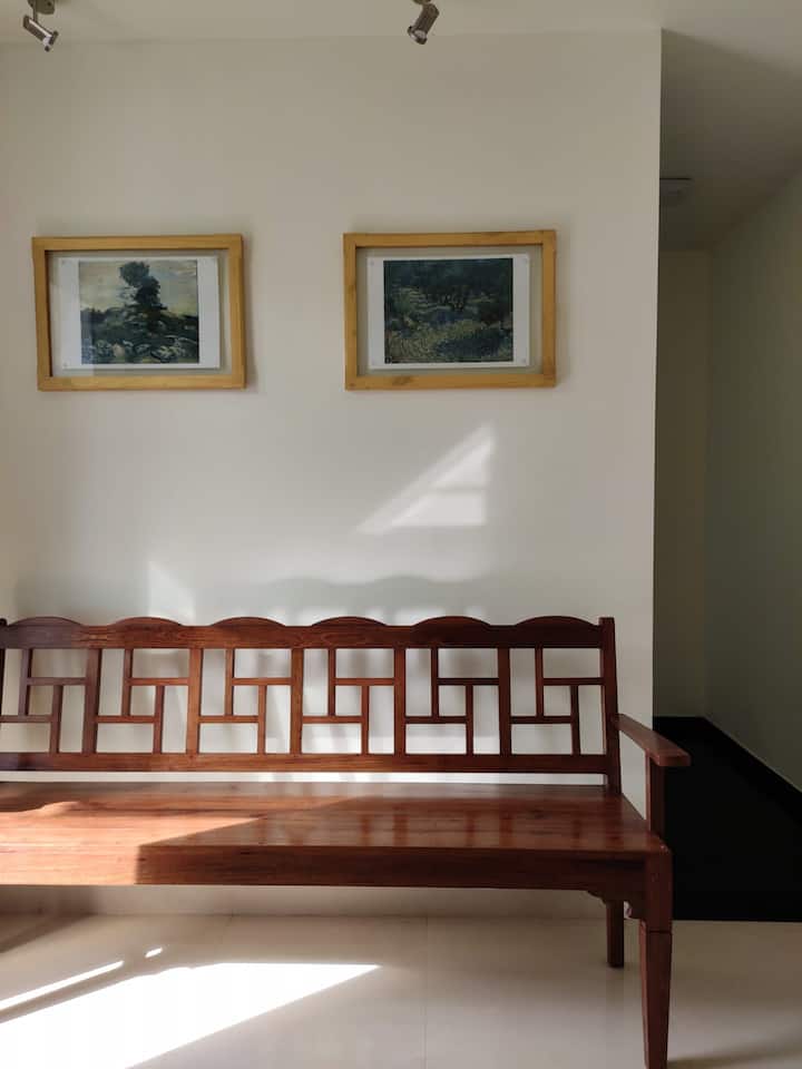 Living room image 4