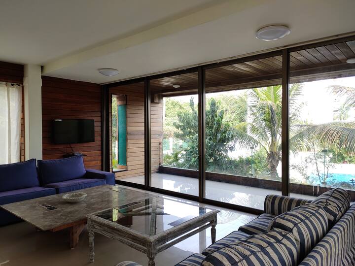 Living room image 1