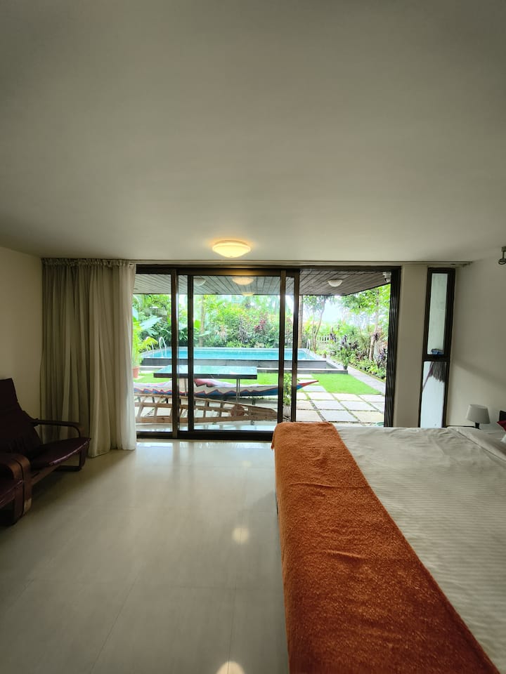 Bedroom 1 image 1