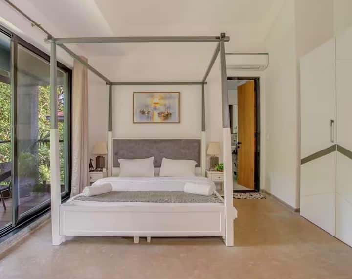 Bedroom 1 image 1