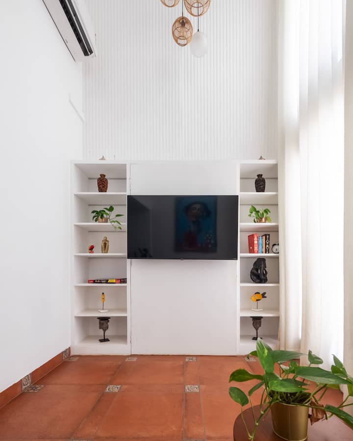 Living room image 3