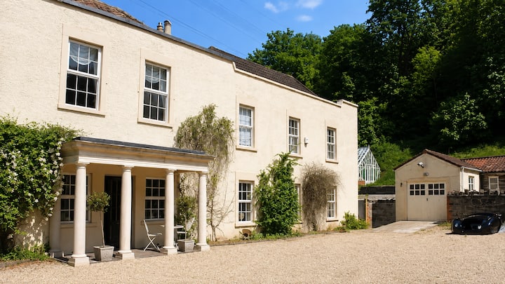 The Brockham House - Wiltshire