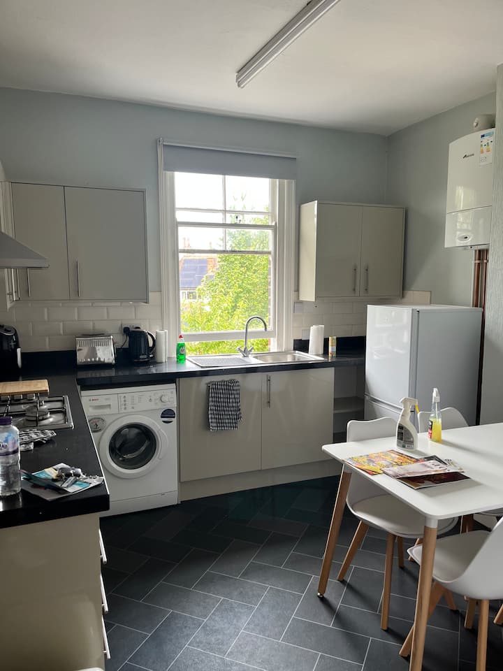 Westgate Flat2 - Knutsford