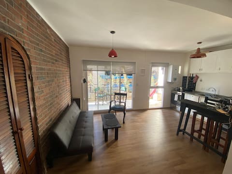 Unique & Chic one bedroom apartment 