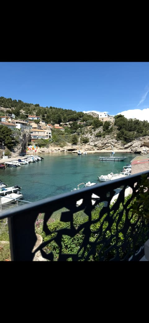 Cabanon Niolon, panoramic views, access to the sea