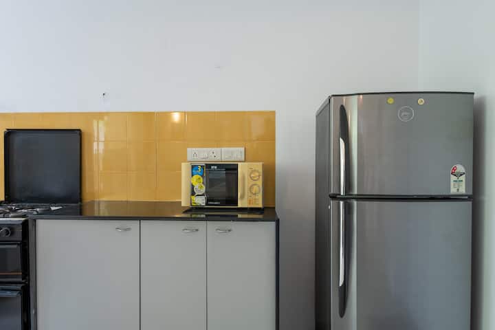 Full kitchen image 3