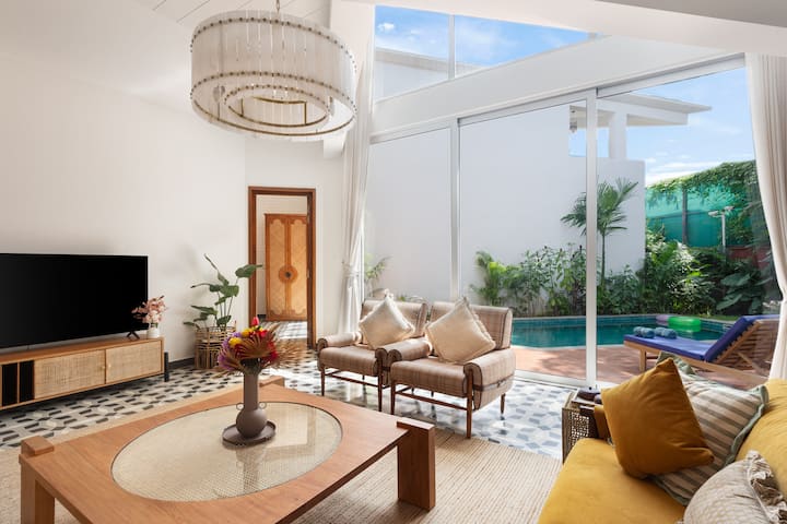 Living room 1 image 7