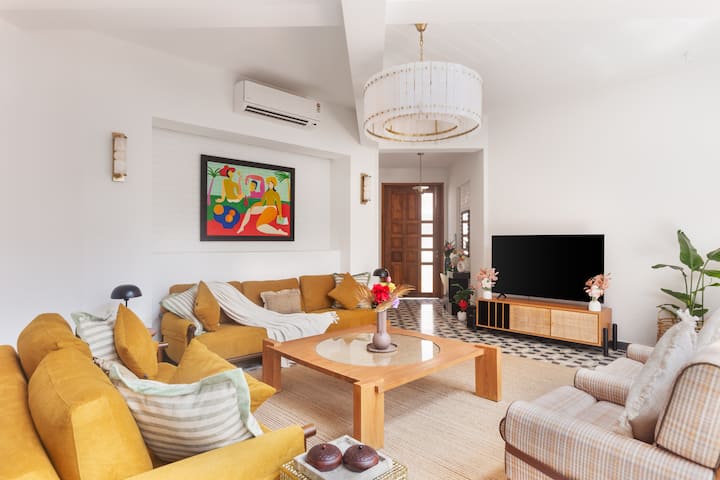 Living room 1 image 6