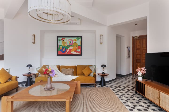 Living room 1 image 9