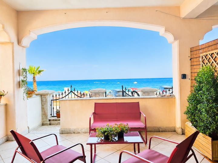 Three Sea Apartments Number One - Taormina - Letojanni