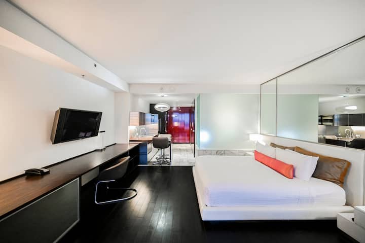Tf15* Studio Strip View | At Palms Place - Las Vegas, NV