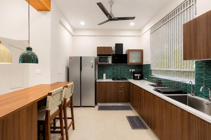 GREENDOOR-35