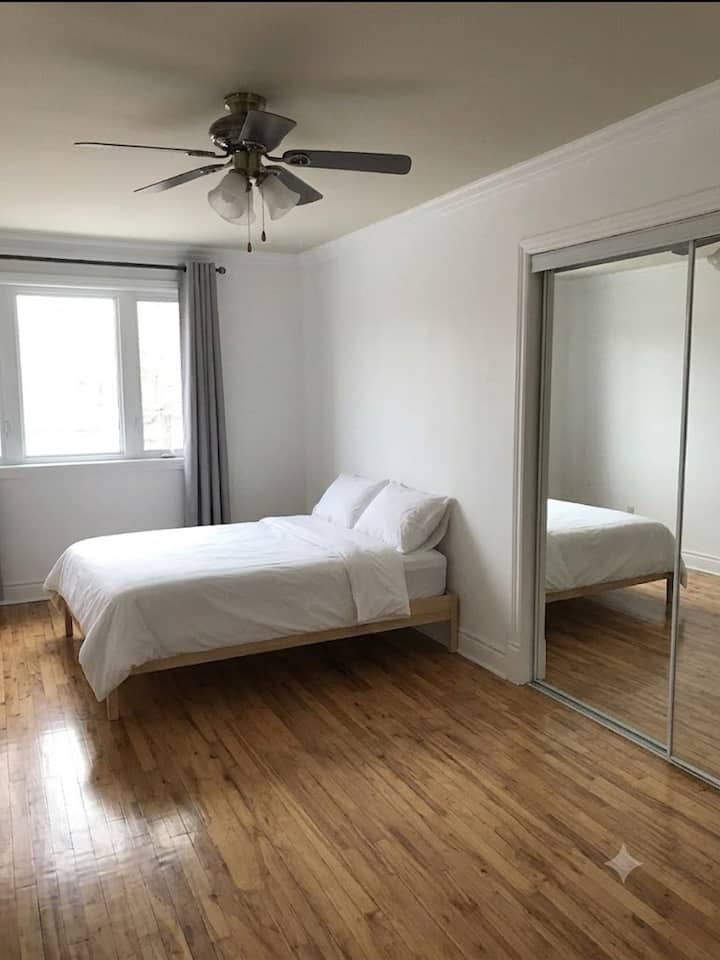 Superbe Appartment Avec Deux Balcons - Montreal