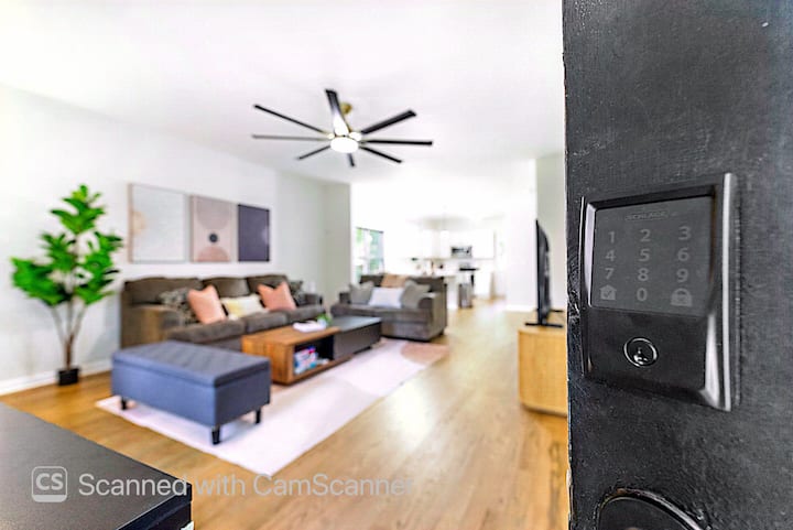 Spacious 6br Atlanta Home | Sleeps 15+ - Atlanta