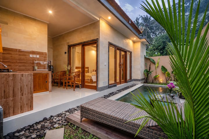Tropical Lounge-2: Romantic Hideaway With Prv Pool - Indonesia