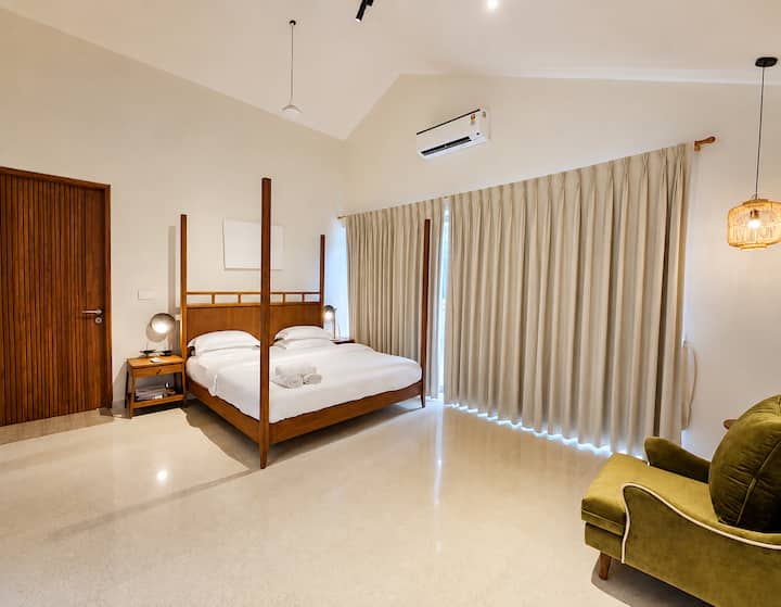 Bedroom 1 image 1