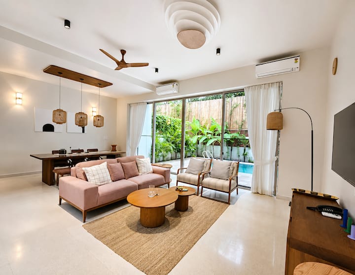 Living room image 1