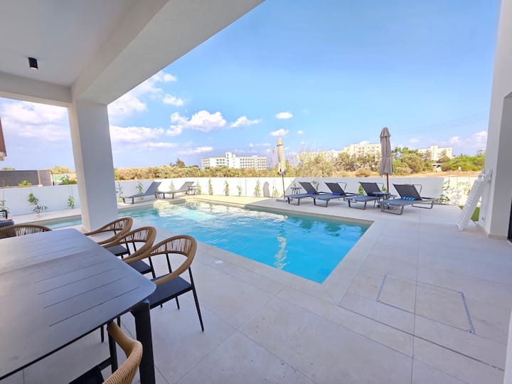 2 Stunning Brand-new Villas | Exceptional Location - Protaras