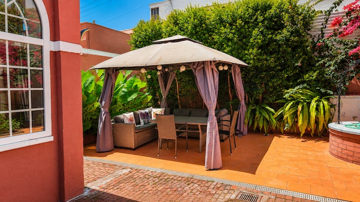 Lush Courtyard, 200m To Beach, By Timecooler - Costa da Caparica