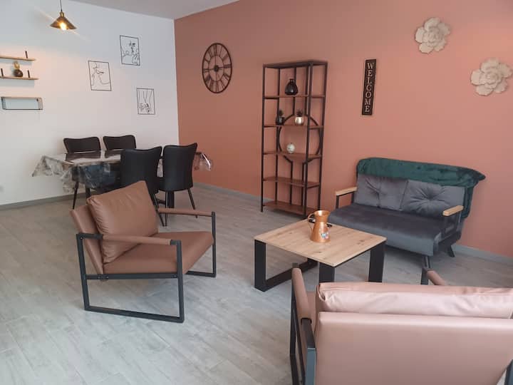 Appartement à Proximité De La Vieille Ville - Dol-de-Bretagne